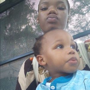 Meet your Posher, Anaya